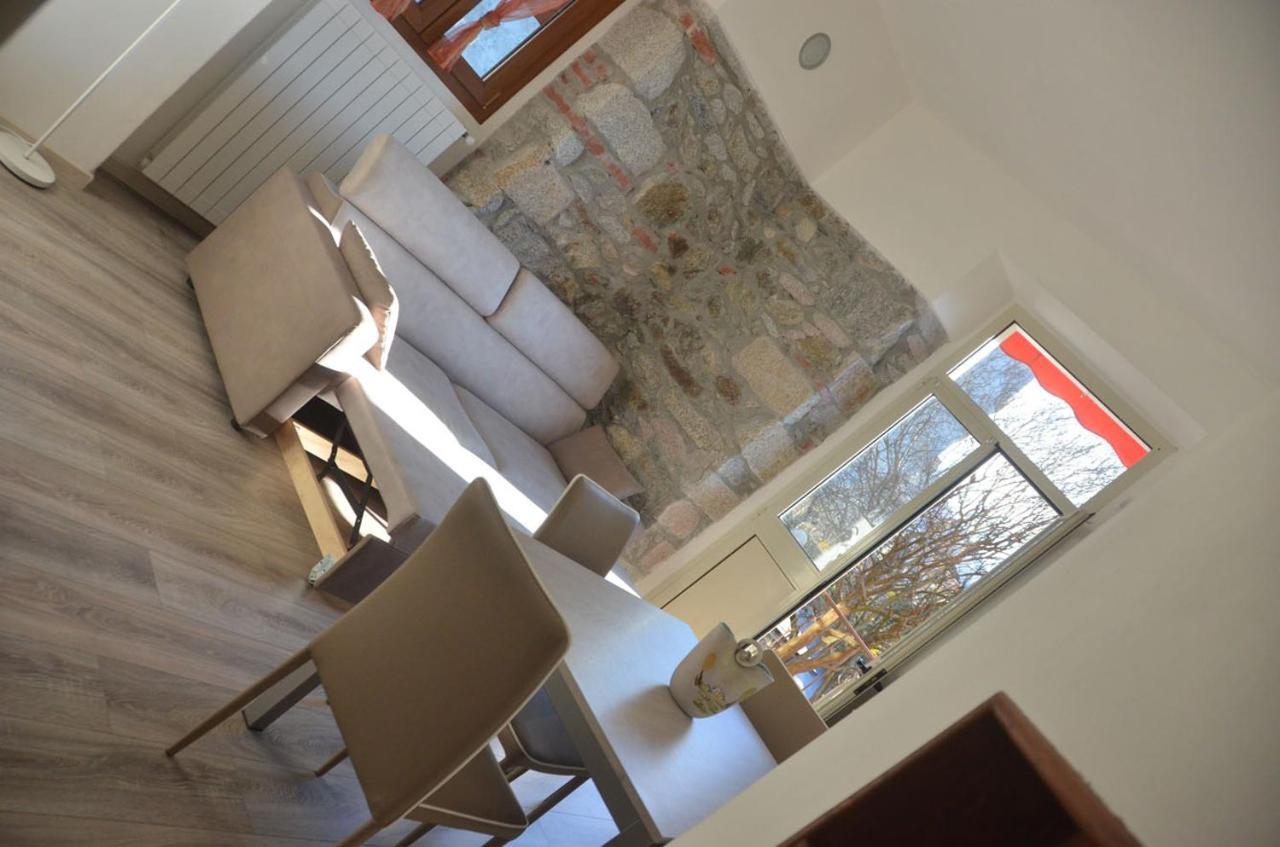 Cabianca Apartment โอเมญา ภายนอก รูปภาพ